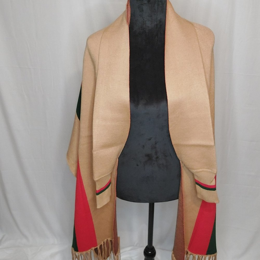 Kaki Poncho